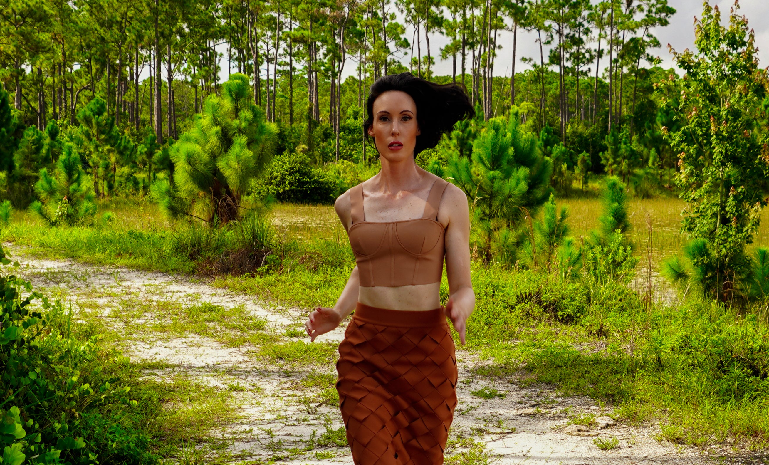 Unlocking Timelessness: Why an Anti-Aging Skin Serum Should Lead Your Daily Skincare Routine